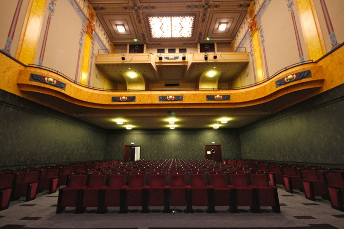 The 334-seat auditorium of the Louxor movie theater.